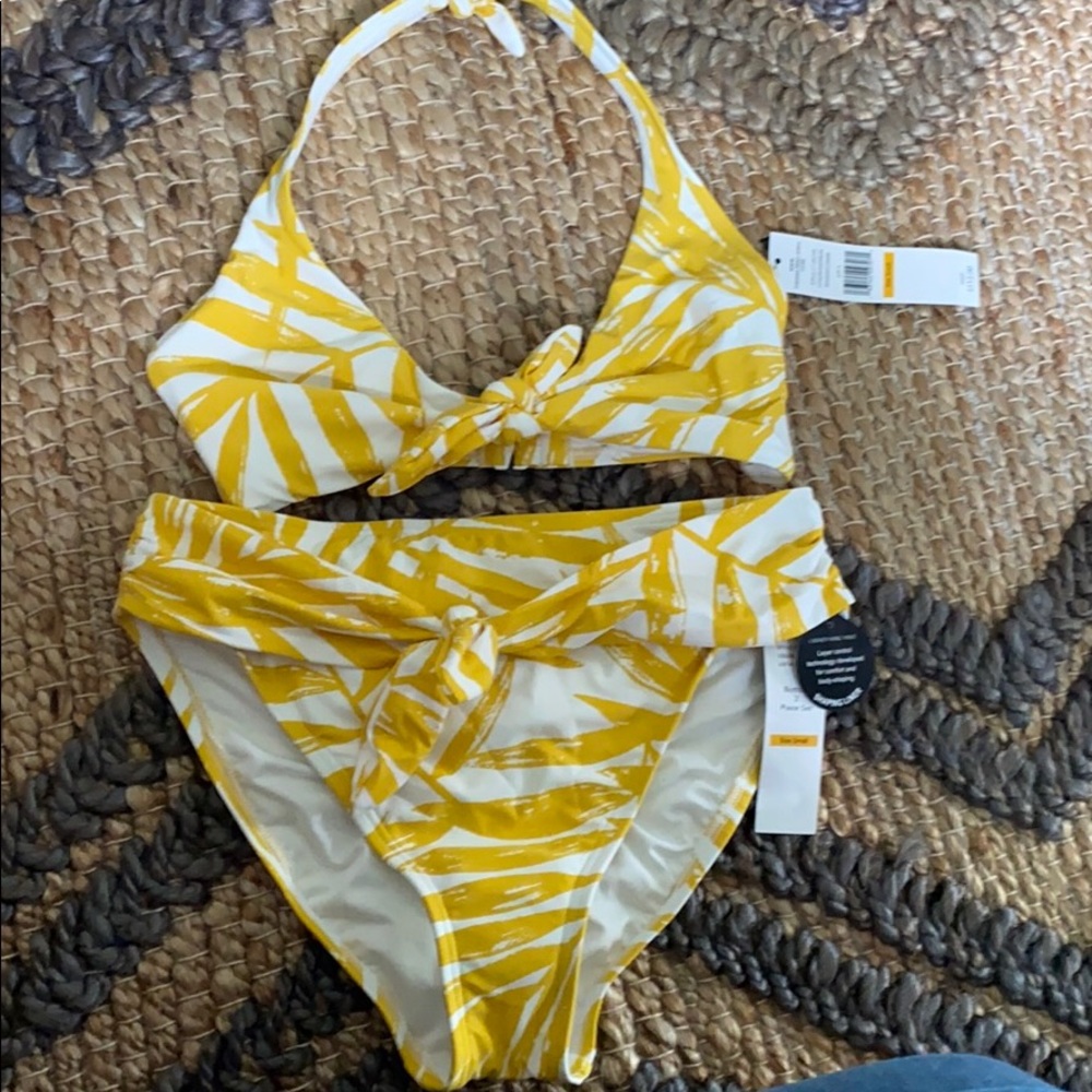 Carmen Marc Valvo bikini